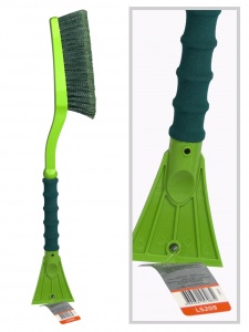 Щетка для снега со скребком "Li-Sa" 65 см  поролоновая ручка, расщепленная щетина, салатово-зеленая (LS209) 39903