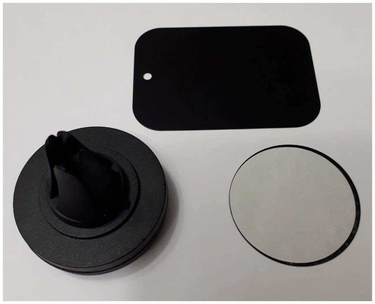 RR344 Держатель магнитный для портативной техники, на дефлектор - черный